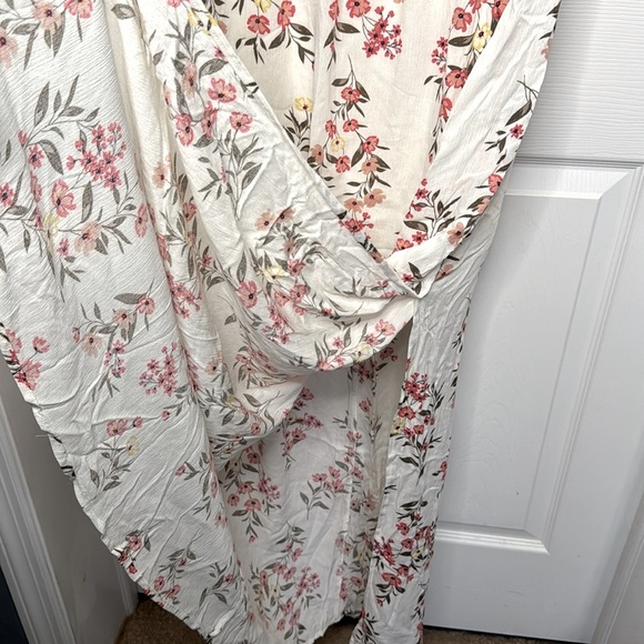 NWOT Juniors Evolutionary Halter Top Maxi Dress - Picture 4 of 9